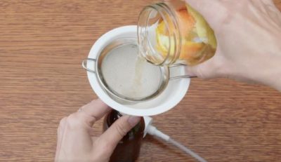Jak vyrobit čistící prostředek z citrusových slupek - DIY domácí čistič