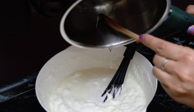 Jak připravit nepečený ananasový dort