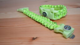 Jak vyrobit náramek přežití - survival náramek